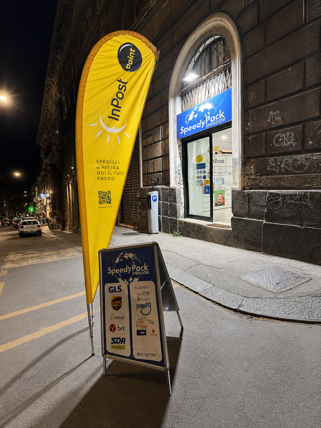 Ingresso di SpeedyPack Spedizioni e punto InPost